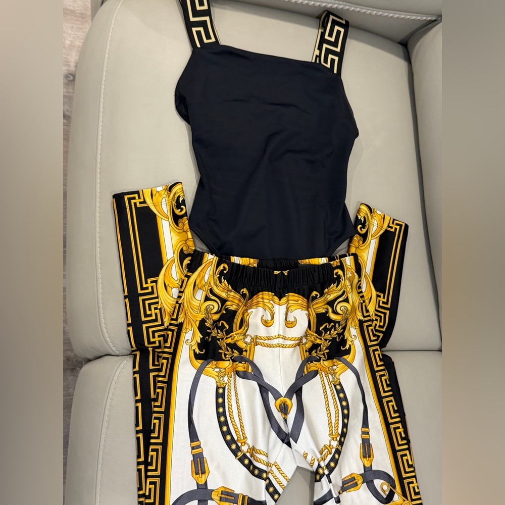 Black and Gold Patterned Versace Set bodysuit & leggings